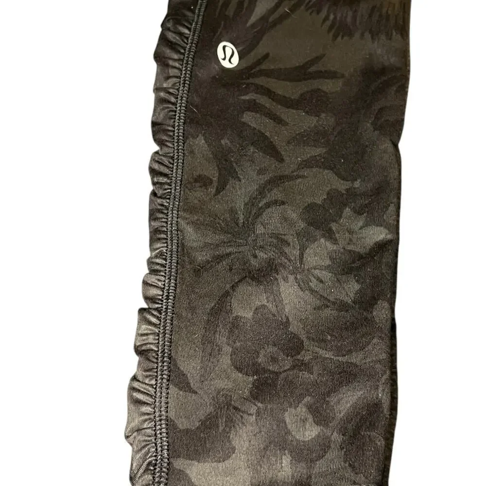 Lululemon Speed Tight Luxtreme Brisk Bloom Black Soot Sz 6 Floral Pockets Ruched